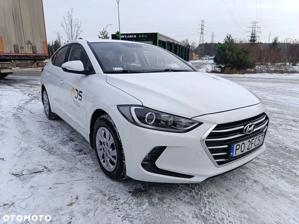 Hyundai Elantra 1.6 CRDi Classic + - 8