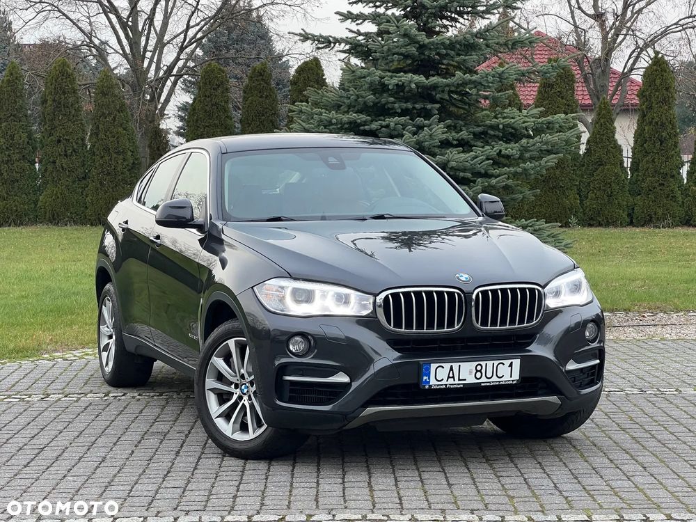BMW X6 xDrive50i - 12