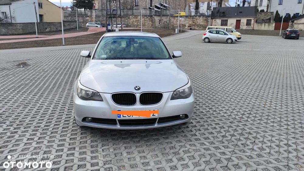 BMW Seria 5 525i - 2