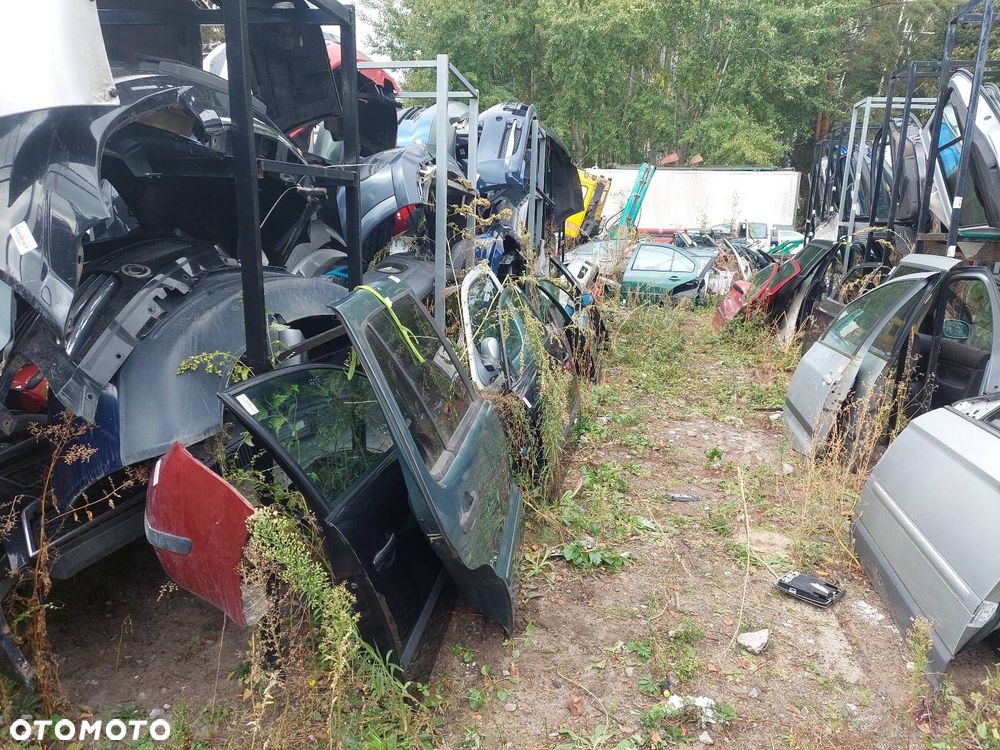 DRZWI KOMPLETNE PRAWY TYŁ MERCEDES-BENZ W163 ML - 6