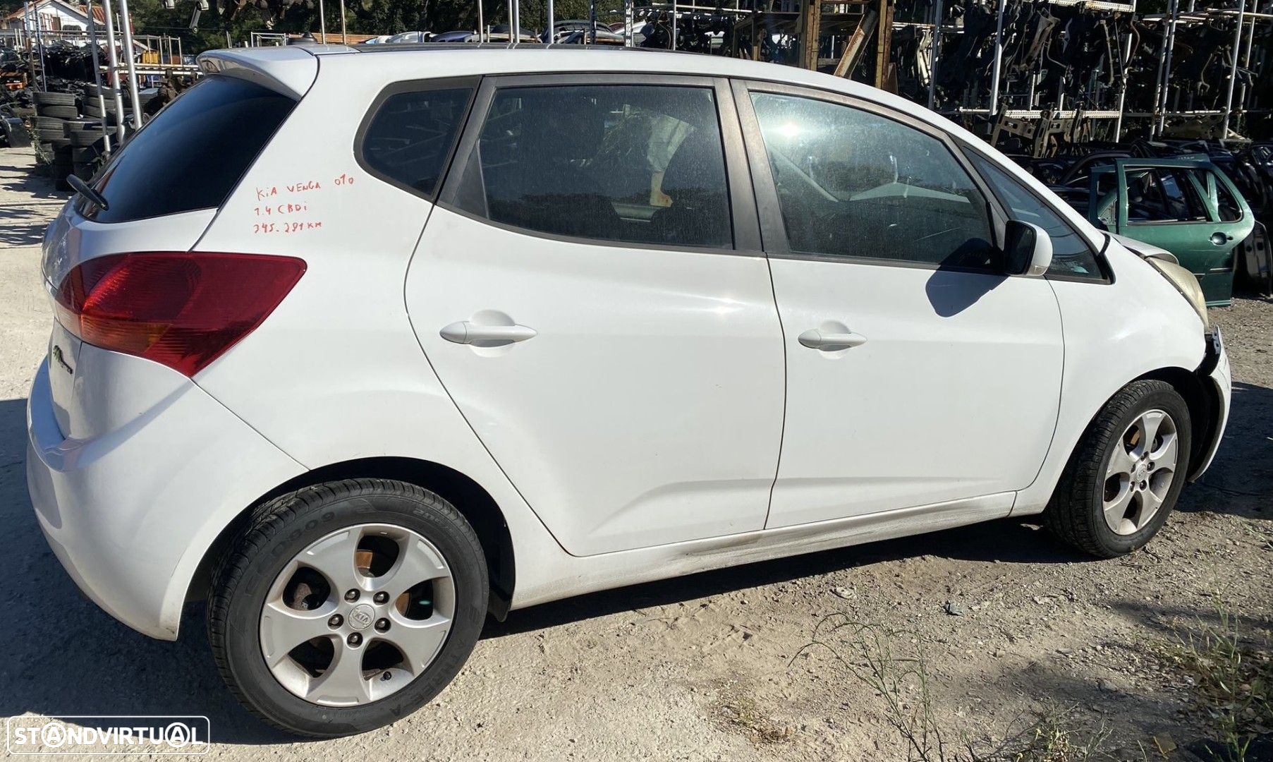 Kia Venga 1.4 CRDI de 2010 disponível para peças - 3