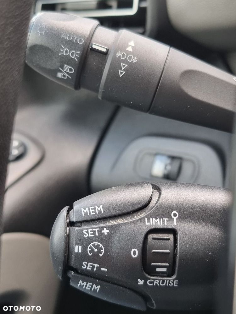 Peugeot Rifter 1.5 BlueHDI Active S&S - 31