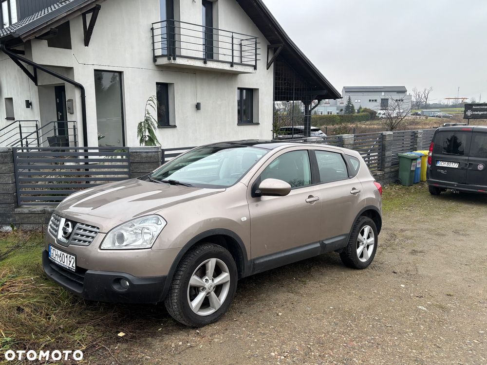 Nissan Qashqai - 1