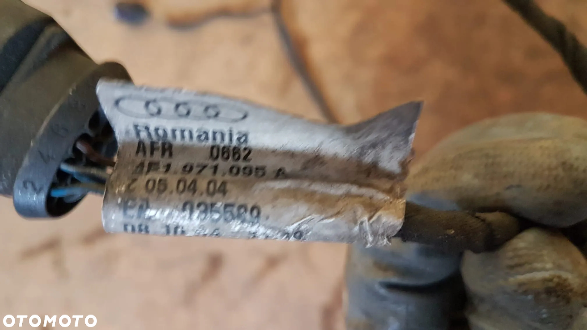 WIĄZKA ZDERZAKA TYŁ PDC Audi A6 S6 C6 4F - 2