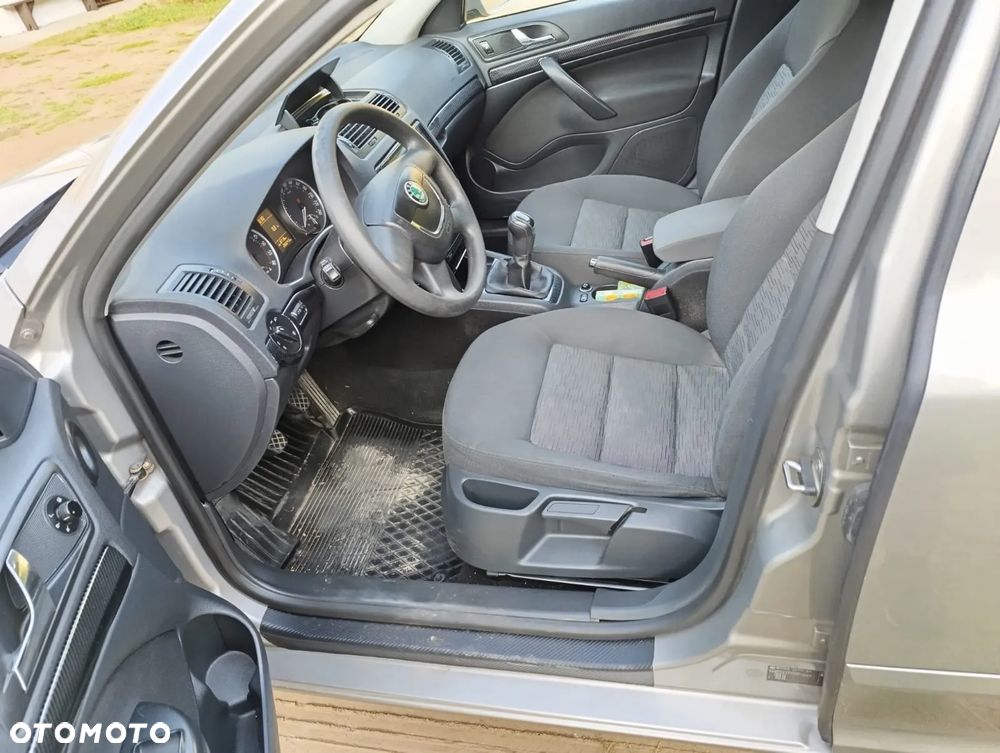 Skoda Octavia - 10
