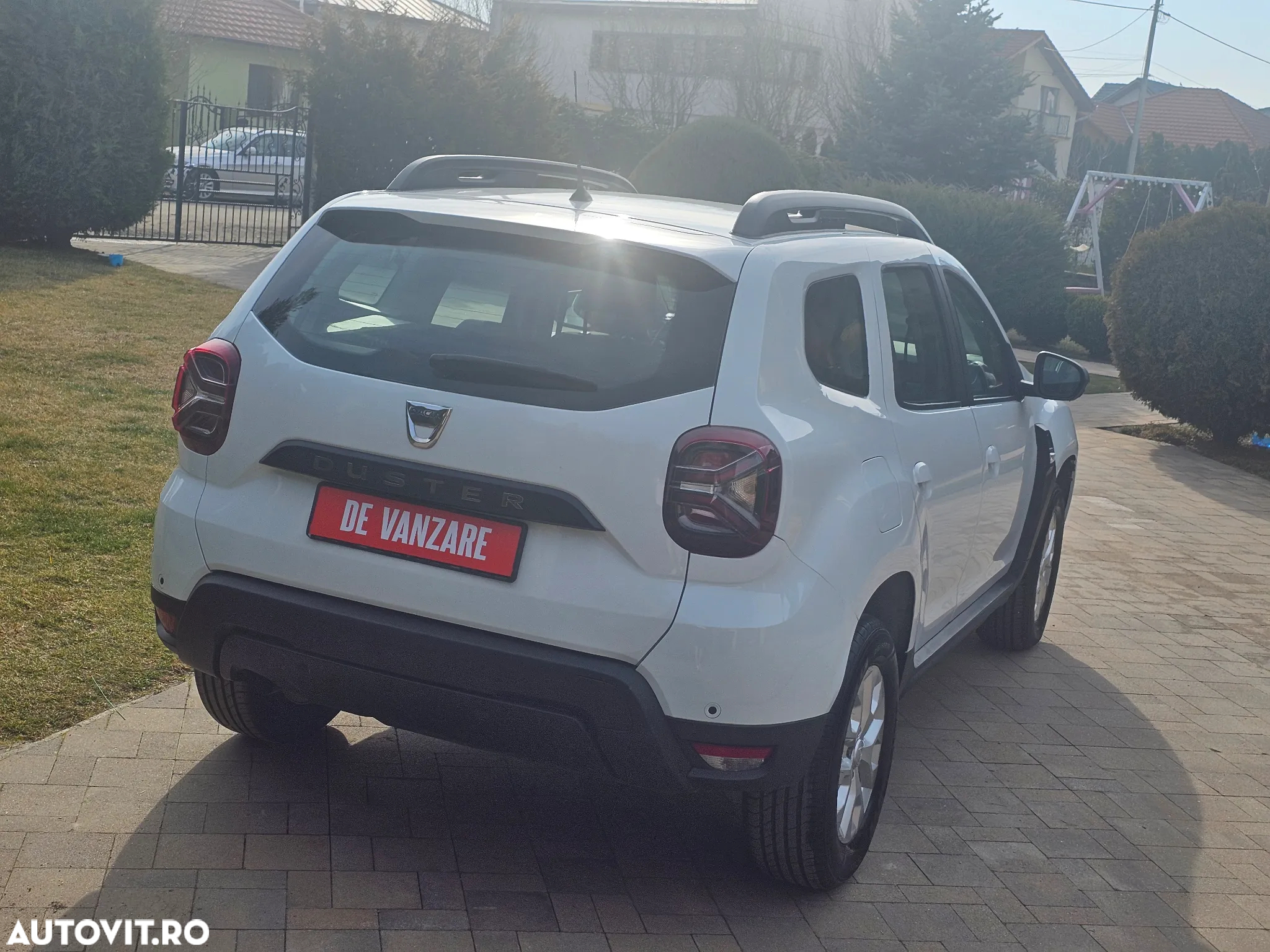 Dacia Duster 1.5 Blue dCi 4WD Essential - 14