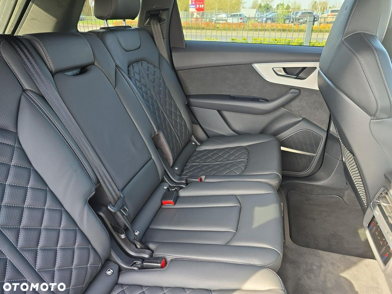 Audi Q7 - 11