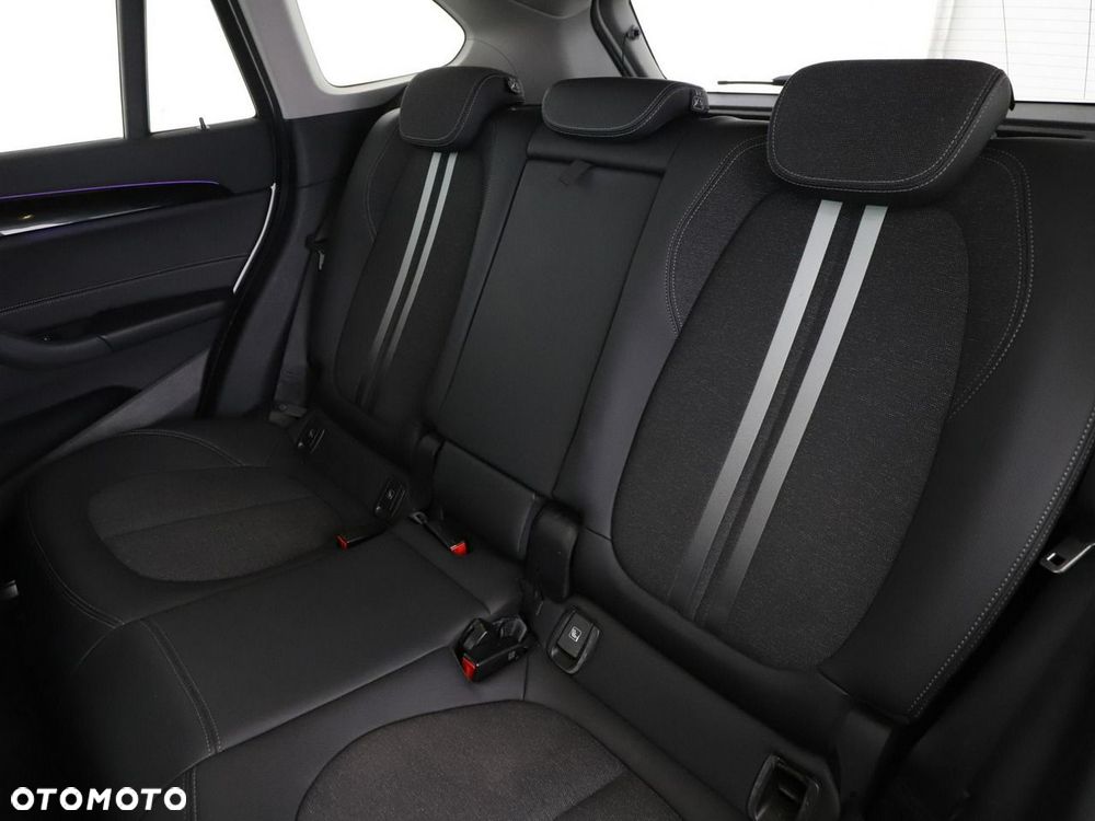 BMW X1 xDrive25e Sport Line - 18