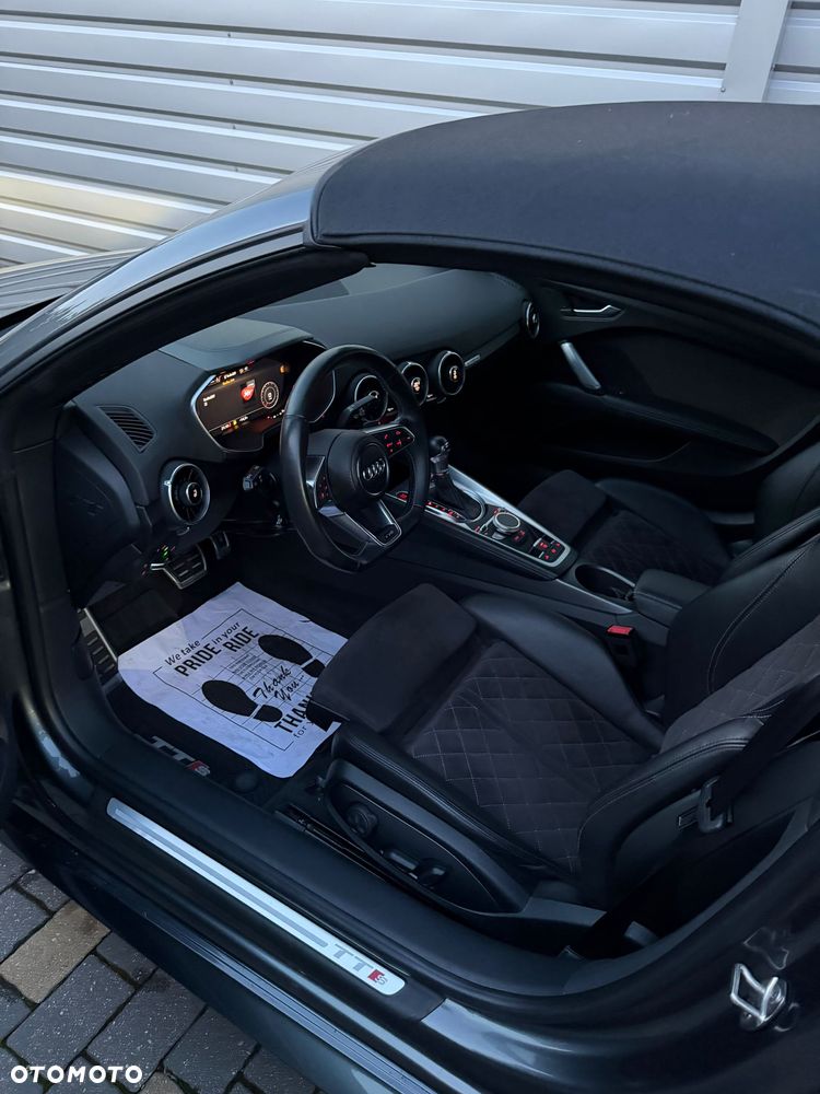 Audi TT S Roadster - 12