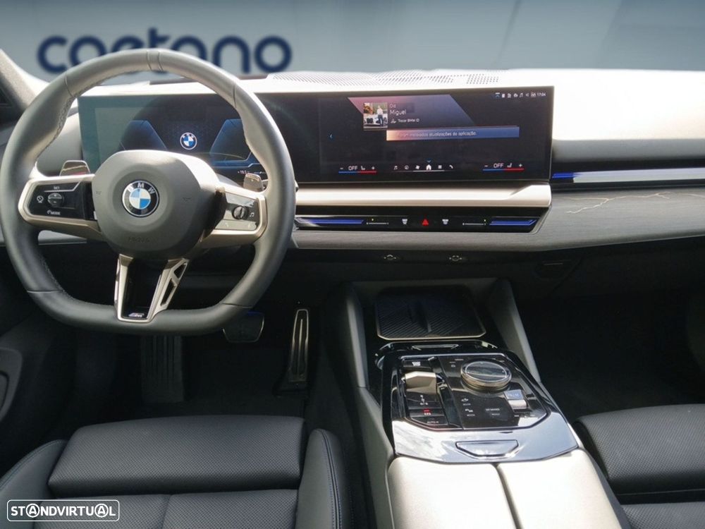 BMW 520 d Pack Desportivo M - 12