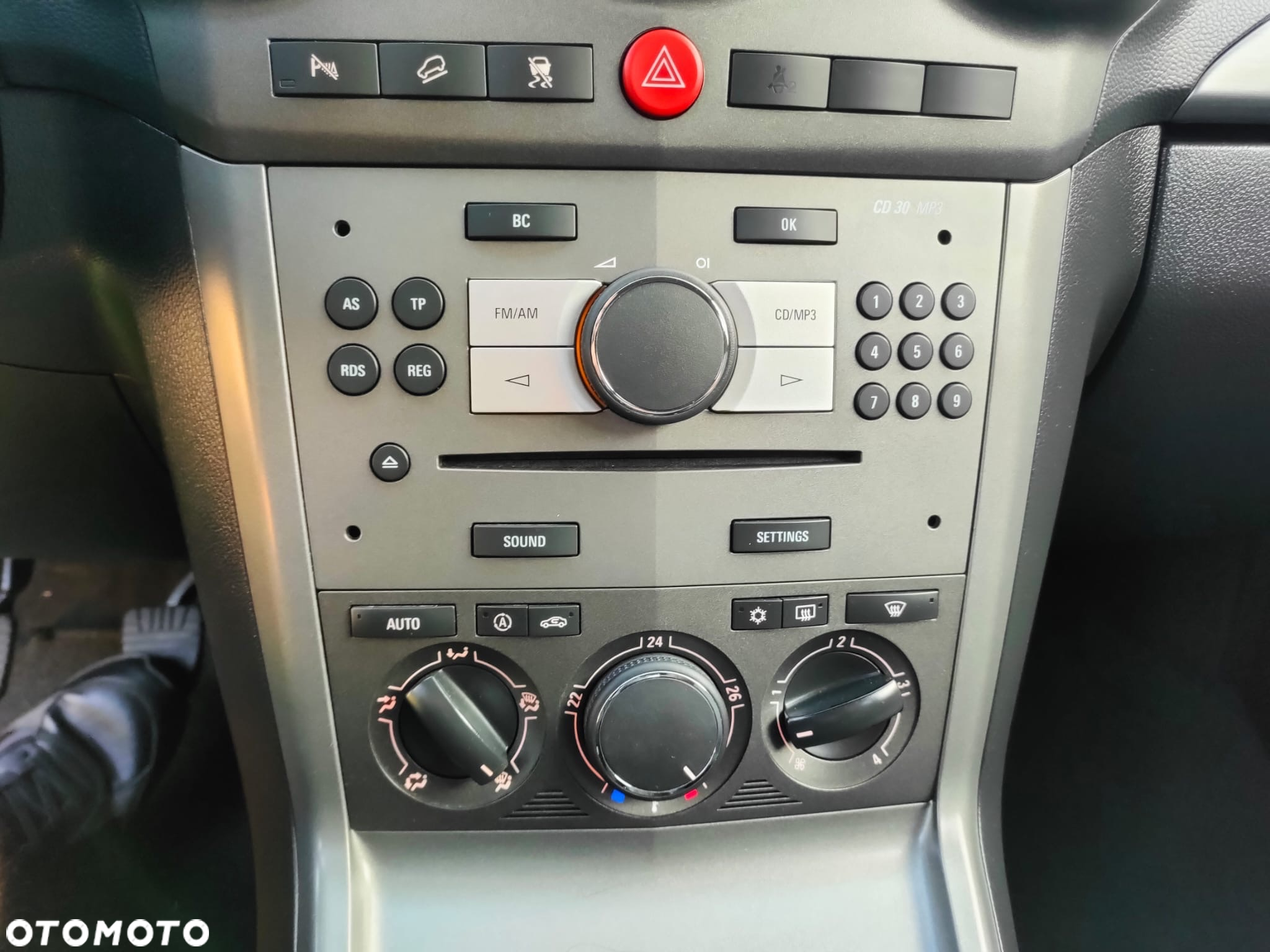 Opel Antara 2.4 4x4 Cosmo - 36