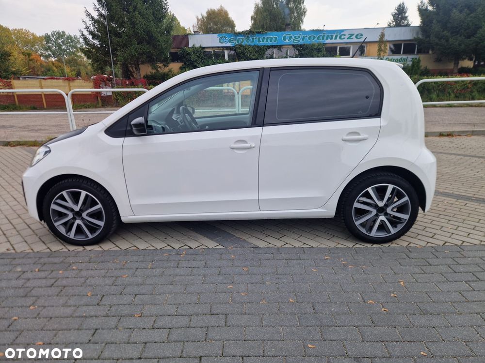 Volkswagen up! - 9
