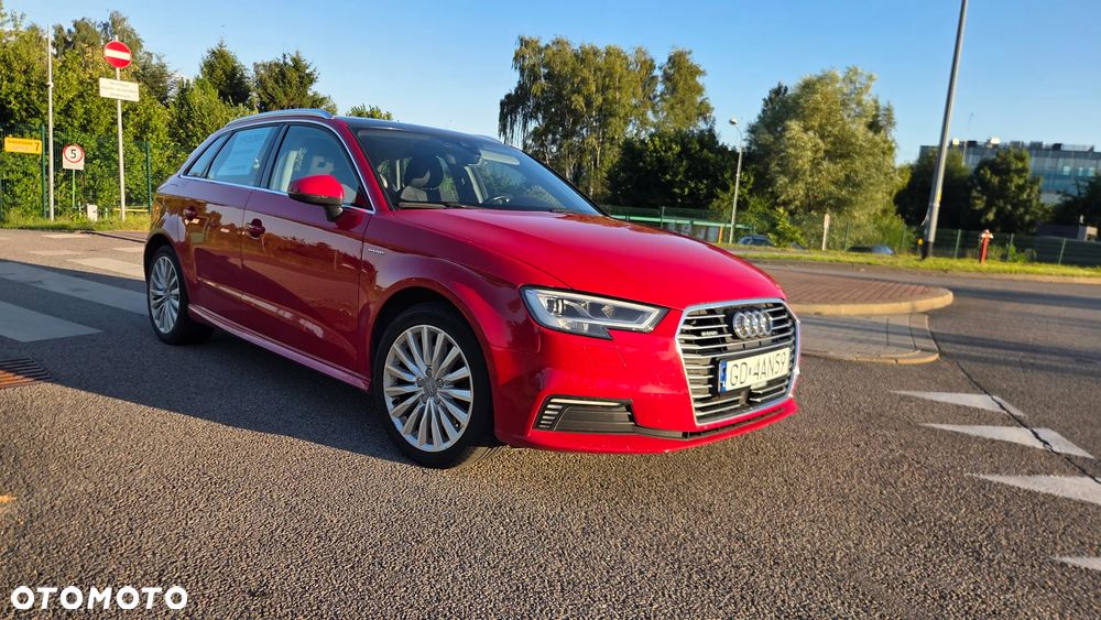 Audi A3 Sportback 1.4 TFSI e-tron S tronic - 1