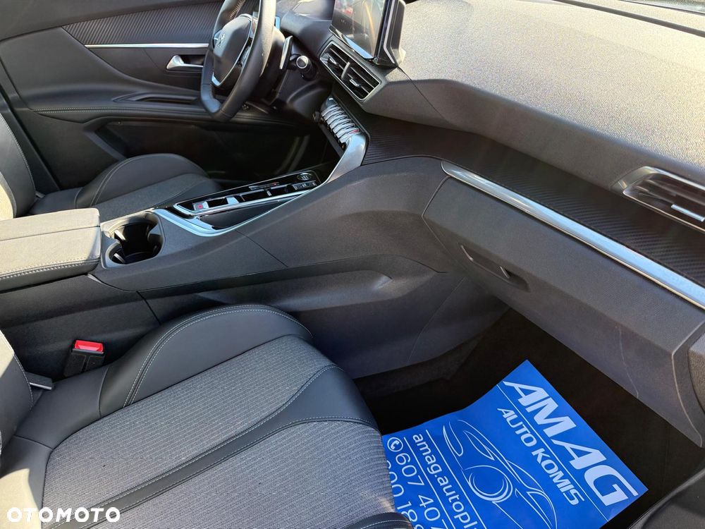 Peugeot 3008 1.2 PureTech GPF Allure S&S EAT8 - 17