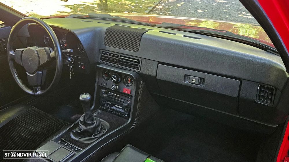 Porsche 924 - 10