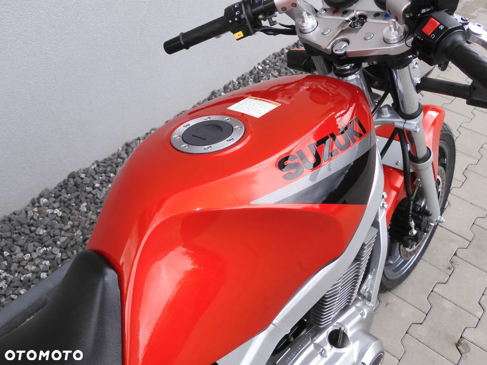 Suzuki GS - 10