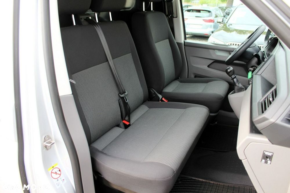 Volkswagen Transporter - 13