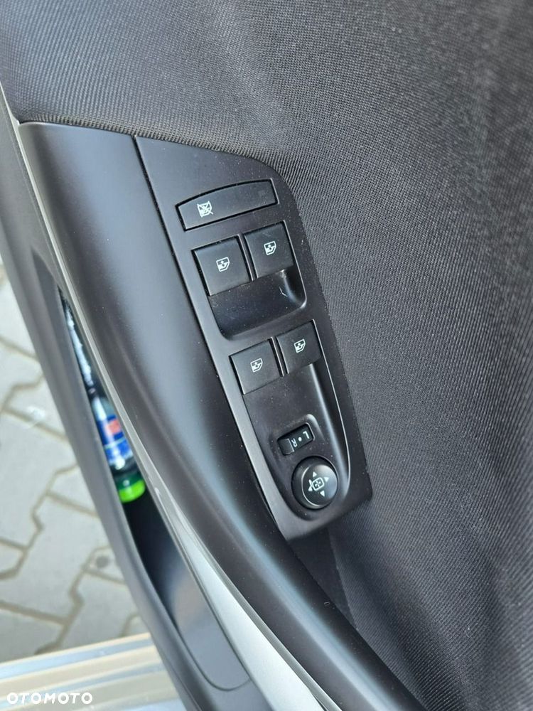 Opel Astra - 31