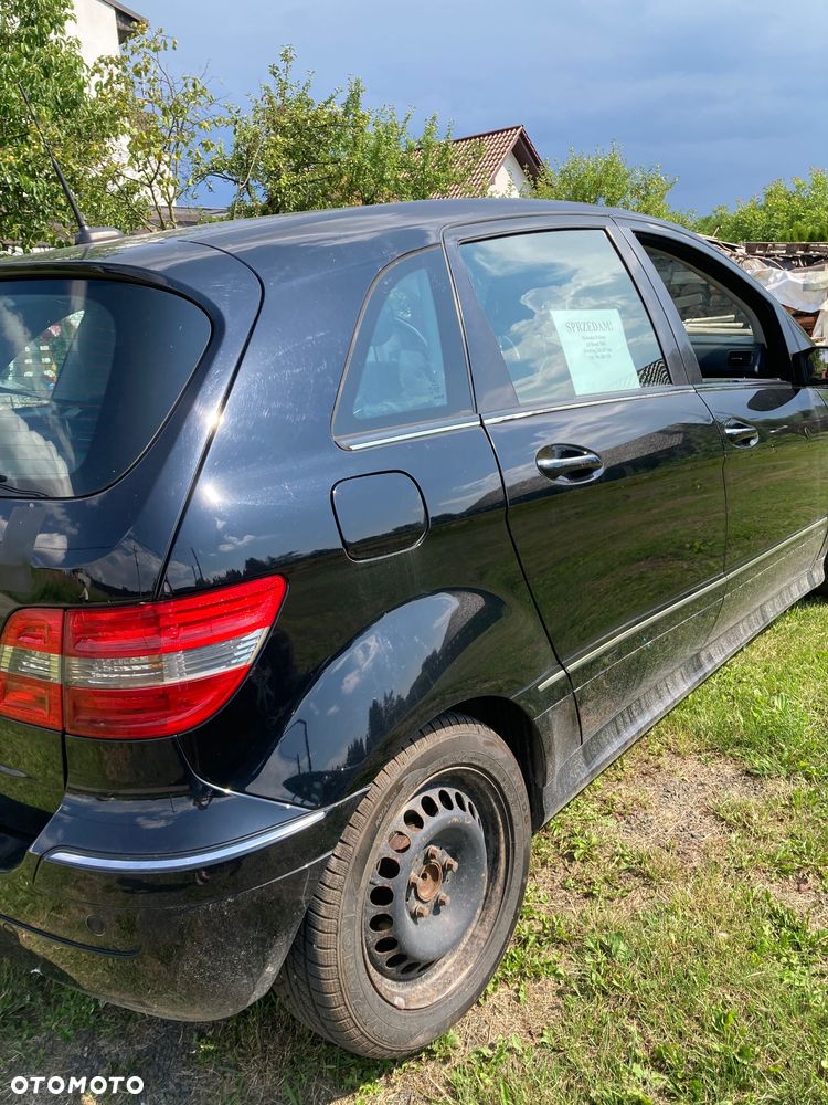 Mercedes-Benz Klasa B 180 CDI - 2