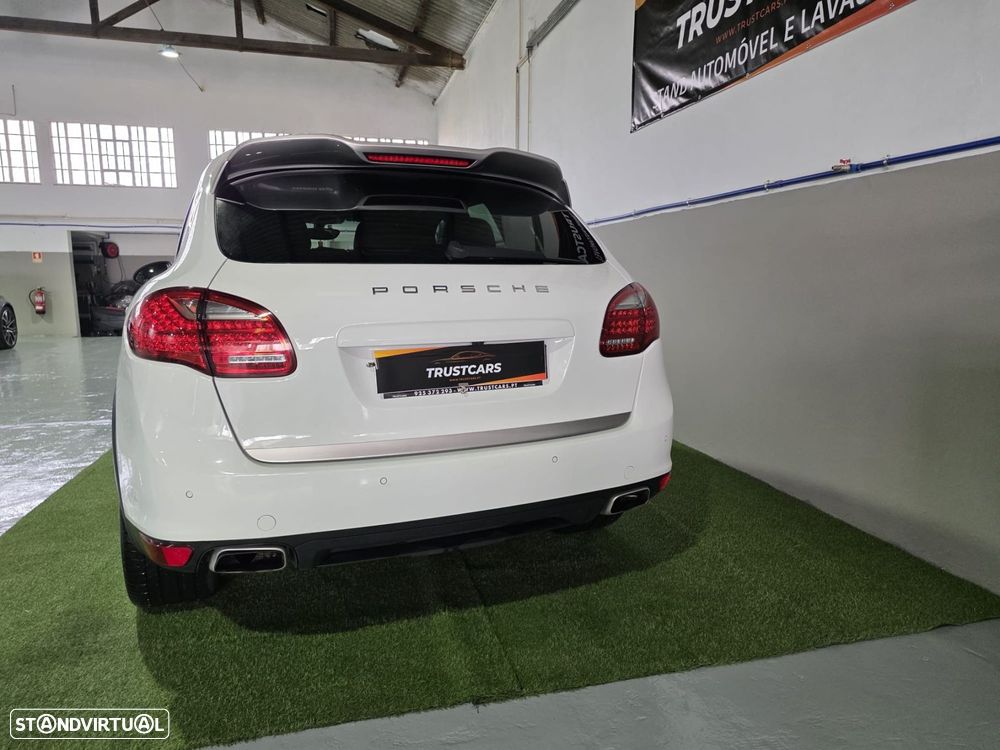 Porsche Cayenne - 3