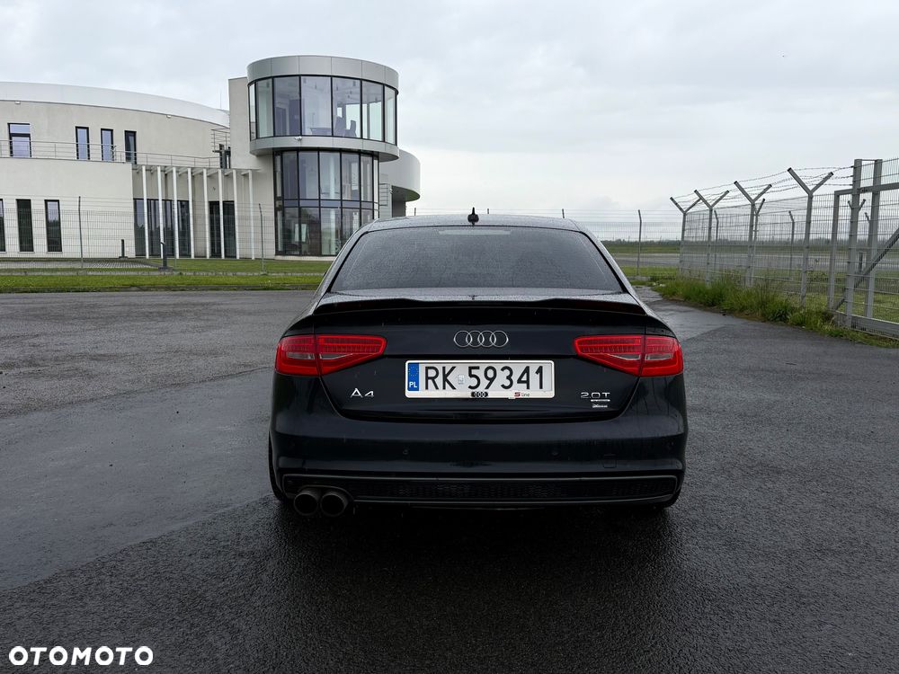 Audi A4 Limousine - 2