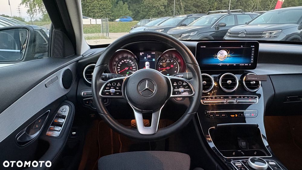 Mercedes-Benz Klasa C 200 9G-TRONIC Avantgarde - 19