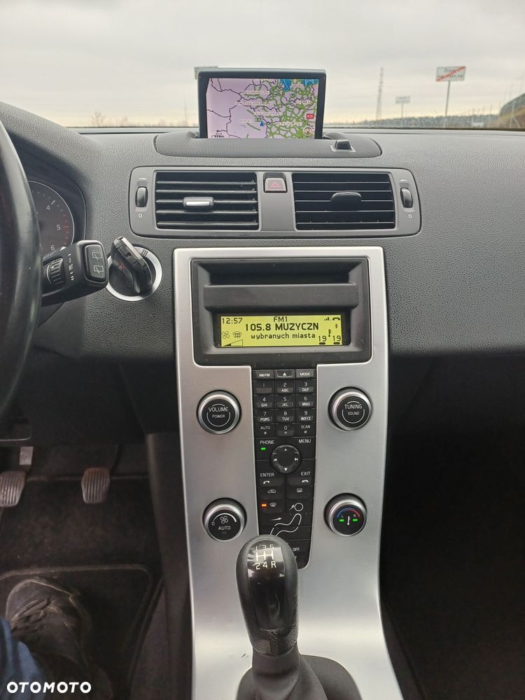 Volvo V50 - 8