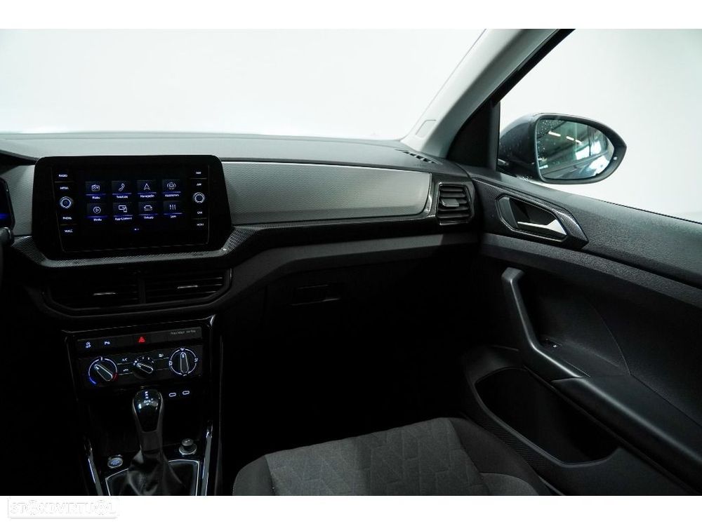 VW T-Cross 1.0 TSI Urban DSG - 30