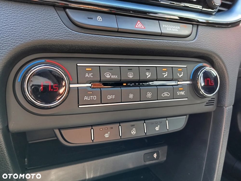 Kia XCeed 1.6 T-GDI Tribute DCT - 21