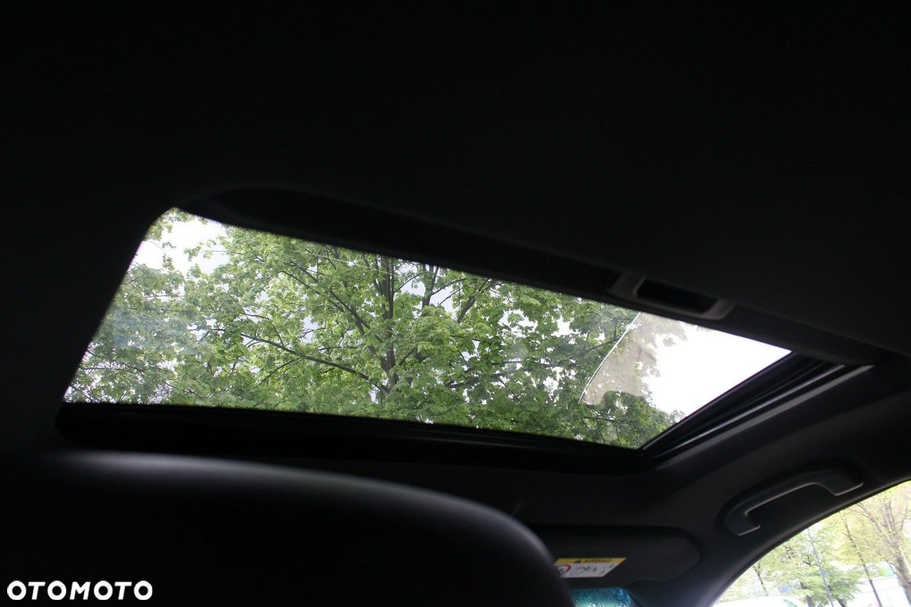 Infiniti QX70 - 29