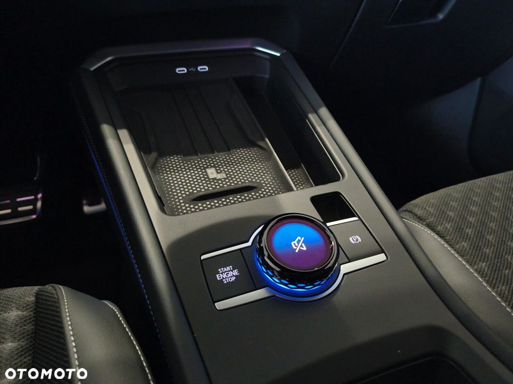 Volkswagen T-Roc 1.5 eTSI R-Line DSG - 21