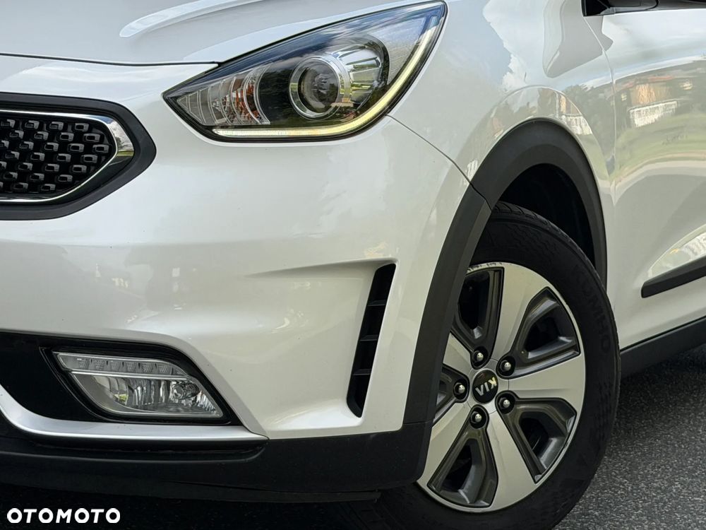 Kia Niro 1.6 GDI 2WD Vision - 32