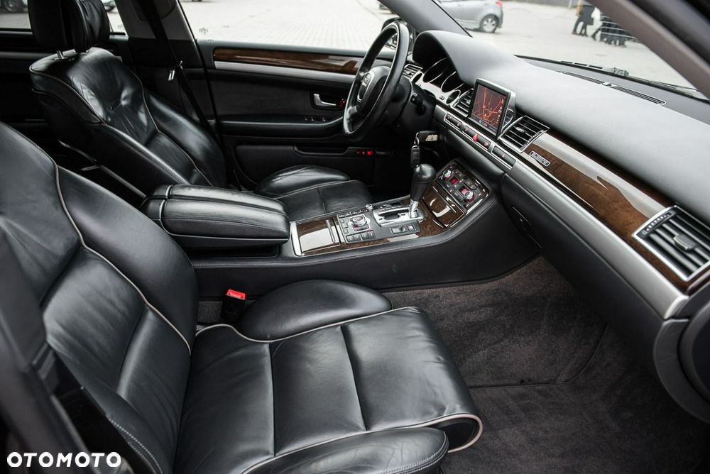 Audi A8 4.2 FSI Quattro - 10