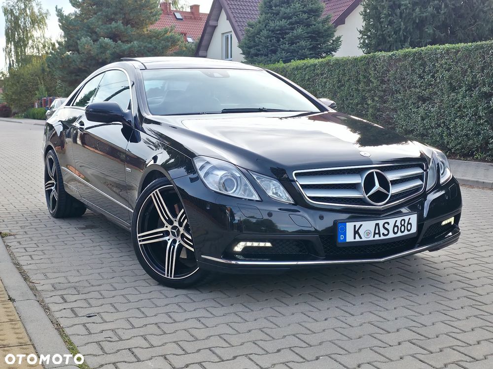Mercedes-Benz Klasa E 350 CGI BlueEFFICIENCY 7G-TRONIC Avantgarde - 19