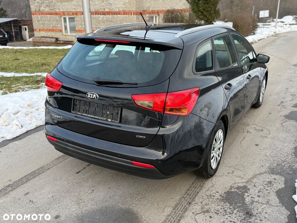 Kia Ceed 1.4 CRDi 90 Vision - 28