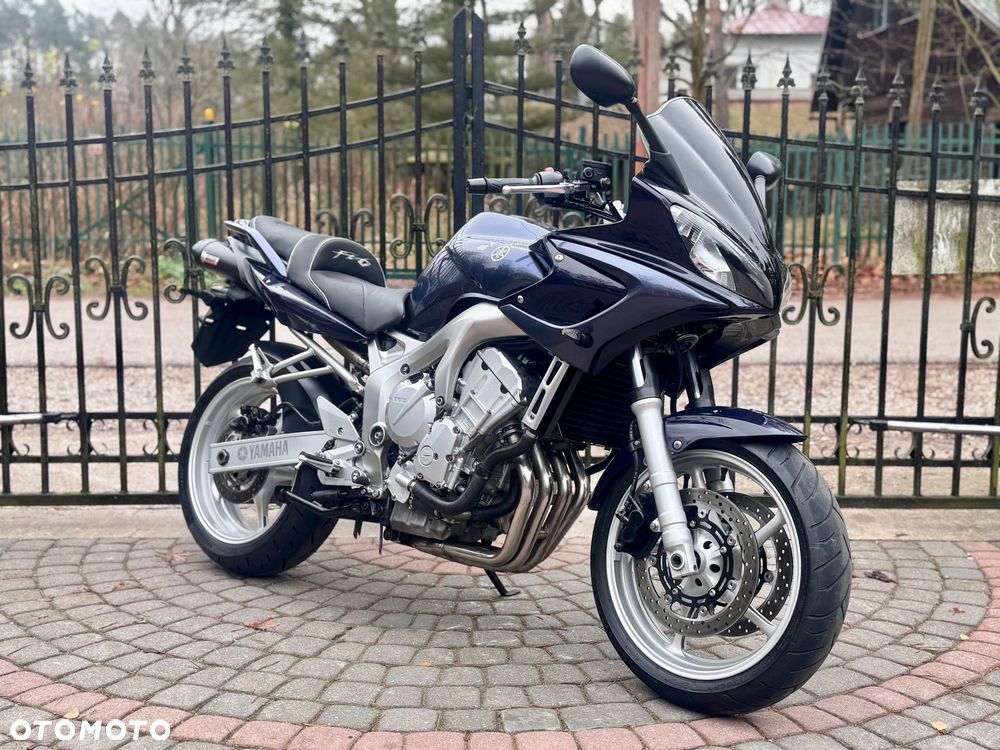 Yamaha FZ6 - 1