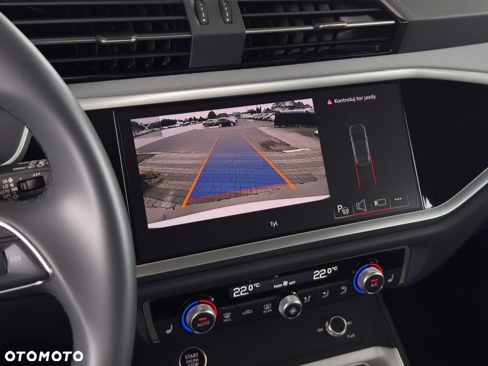 Audi Q3 Sportback - 28