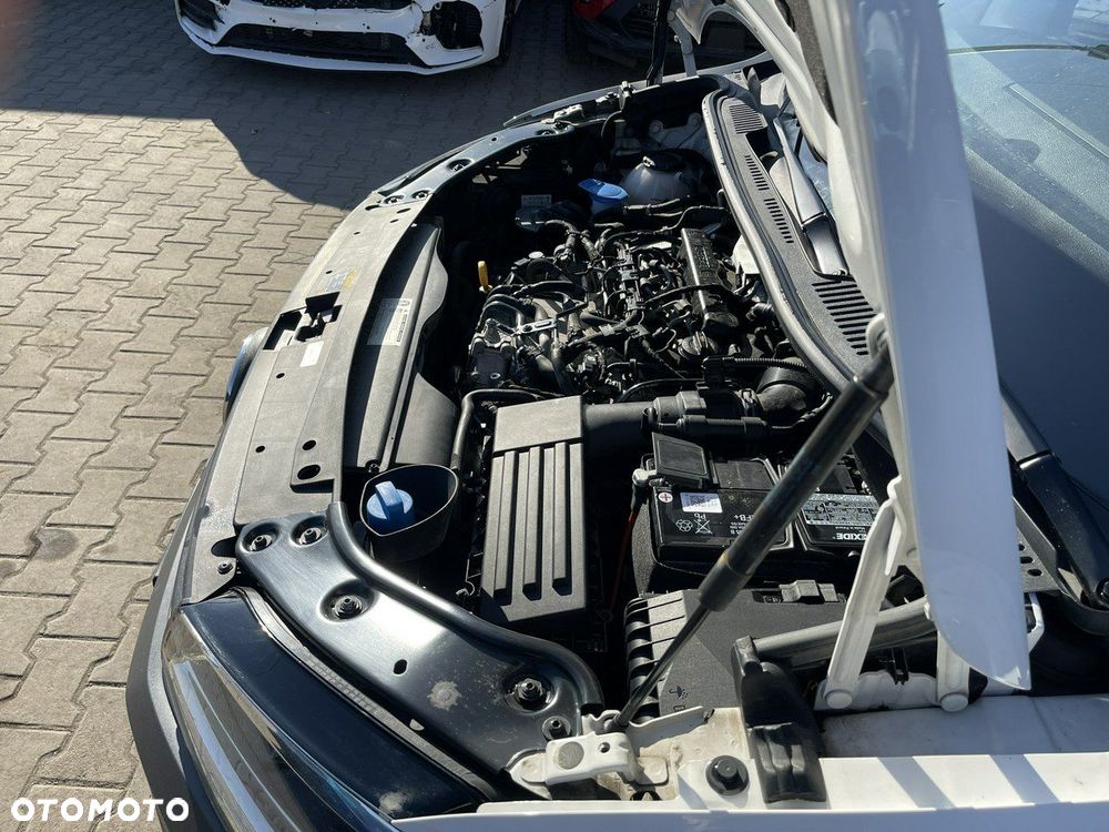 Volkswagen Caddy 2.0 TDI Comfortline 4Motion DSG - 15