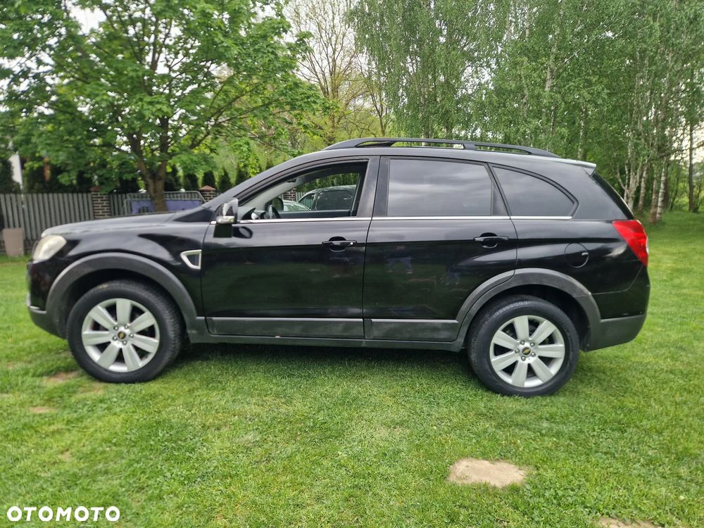 Chevrolet Captiva 2.0 d LT base - 1