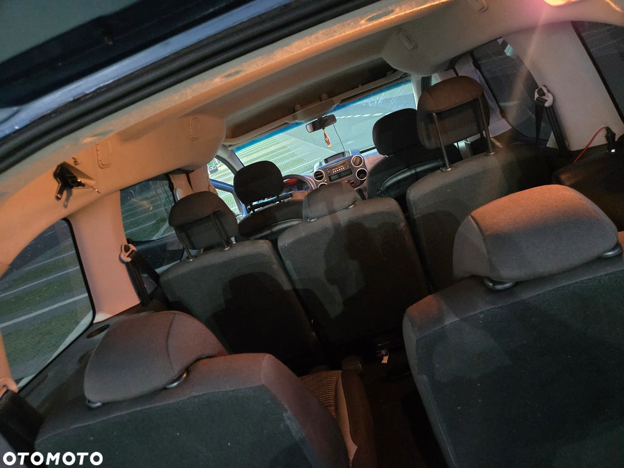 Peugeot Partner 1.6 HDi Active 7os - 10