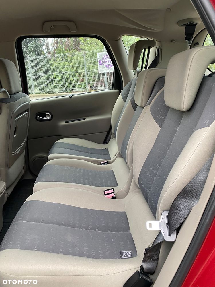 Renault Scenic 1.6 16V Expression - 8