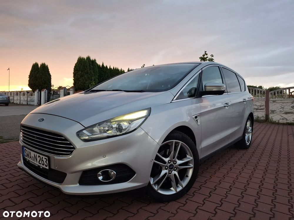 Ford S-Max 2.0 TDCi Titanium - 1