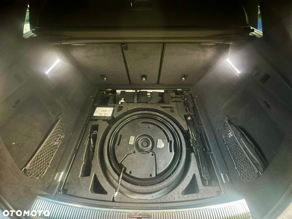 Audi SQ5 - 15
