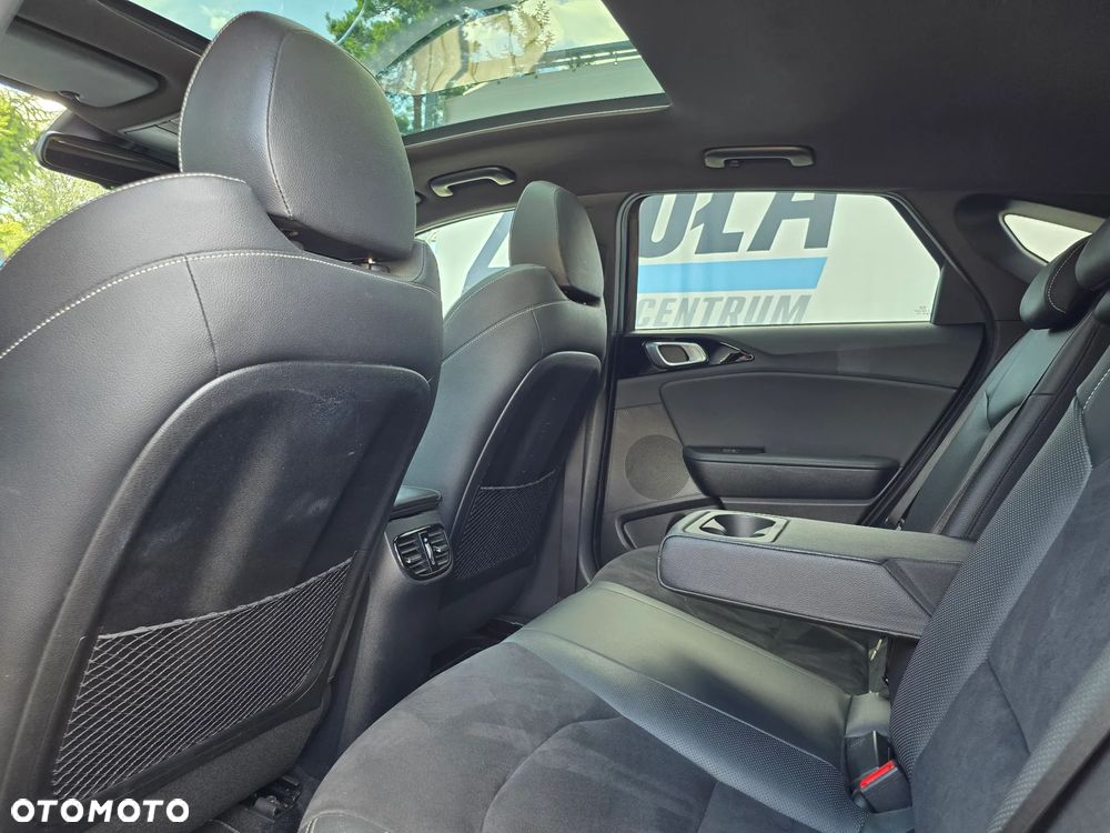 Kia ProCeed 1.5 T-GDI DCT7 OPF GT LINE - 17