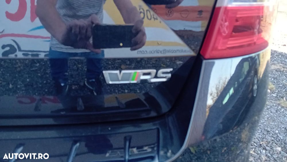 Skoda Octavia 2.0 TDI RS - 13