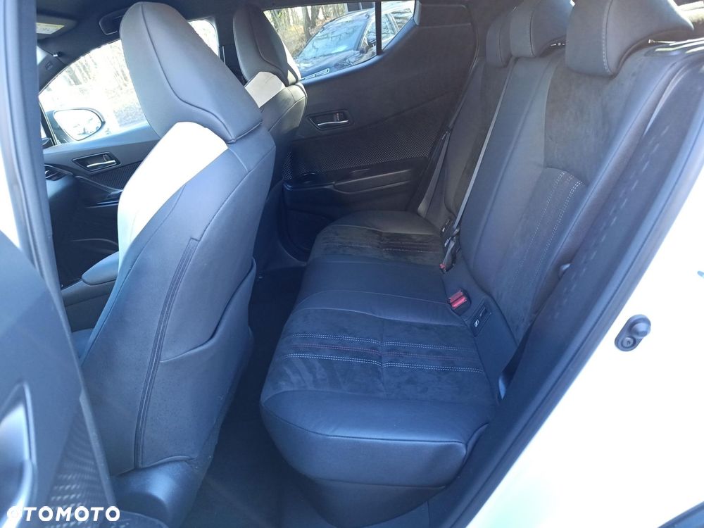 Toyota C-HR 2.0 Hybrid GR Sport - 24