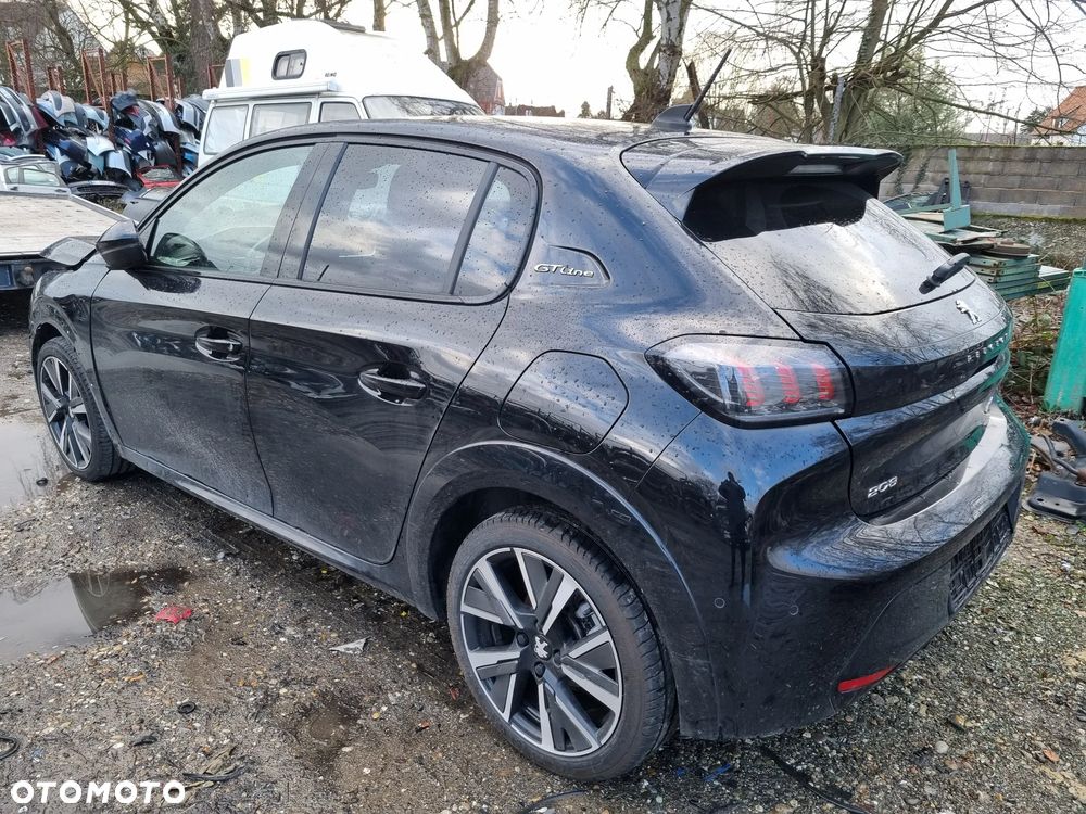 Peugeot 208 PureTech 130 EAT8 GT Pack - 2