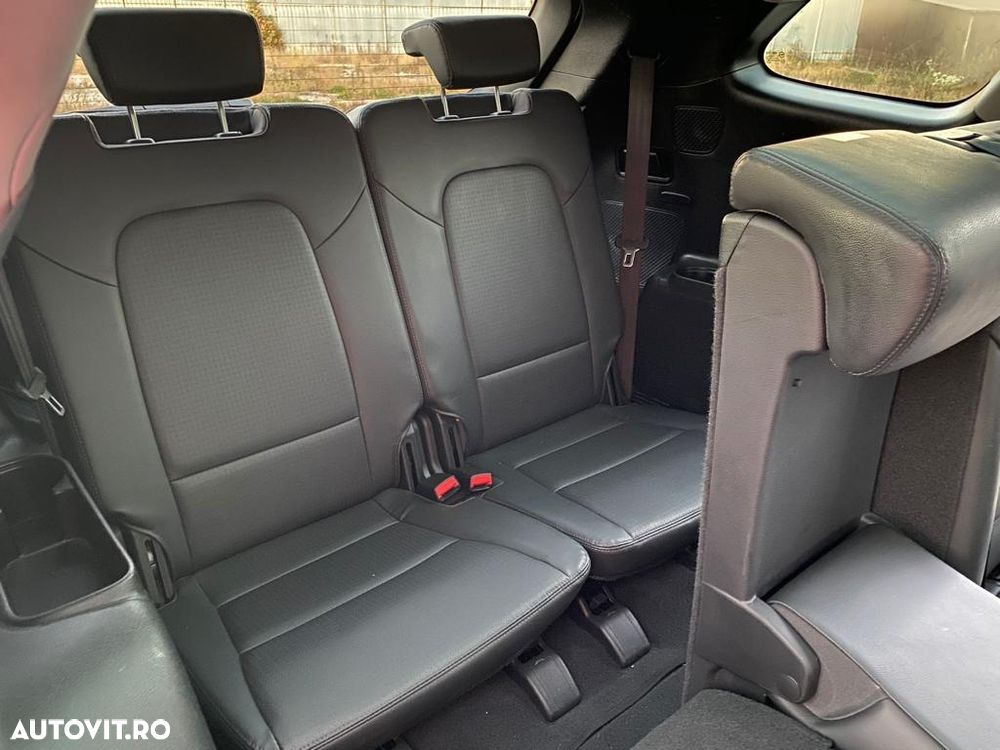 Hyundai Grand Santa Fe 2.2 CRDi 4WD Automatik Luxury - 31