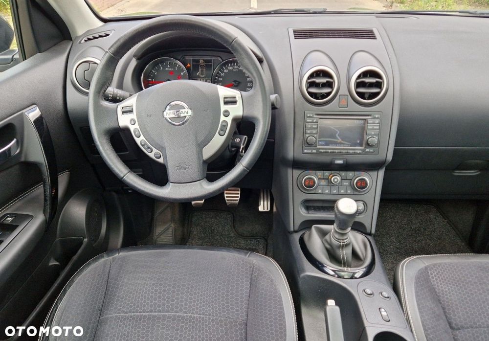 Nissan Qashqai 2.0 360 - 27