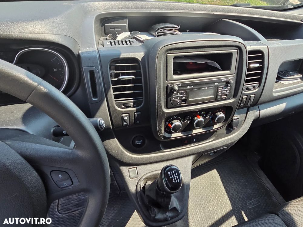 Renault Trafic - 6